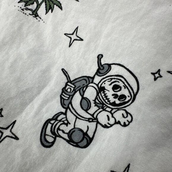 Eighty Eight 88 Men's T-Shirt Button Size XL Short Sleeve Collar Alien Spaceship - Picture 10 of 12